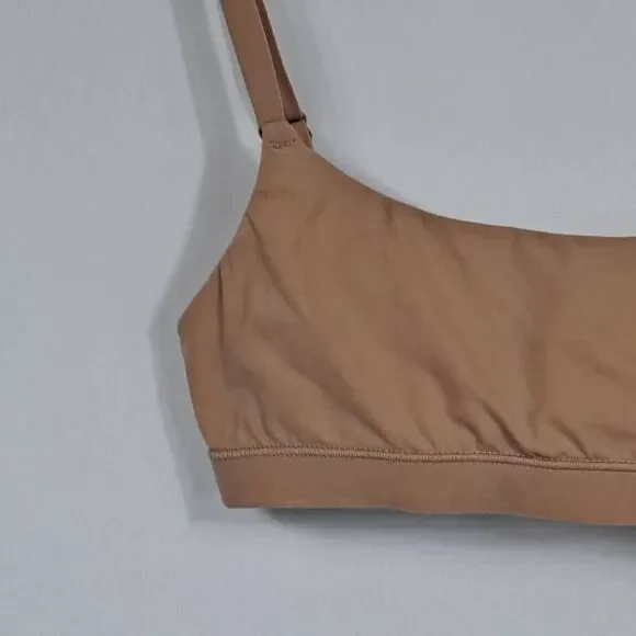 Skims bralette NWT  - Picture 2 of 7